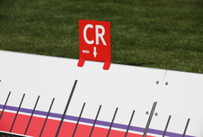 Značka soutěžního záznamu pro hliníkový ukazatel vzdálenosti CR17-S283