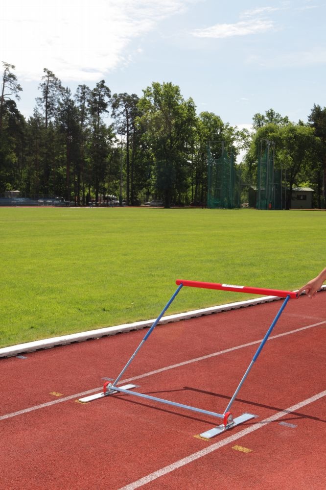 Překážka sklopná tréninková s pružinou 68-106 cm PP-180